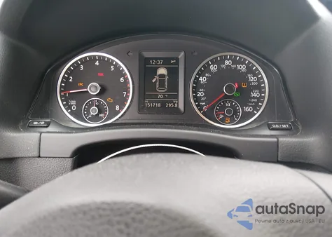 2015 Volkswagen Tiguan S z USA, uszkodzony, nr VIN WVGAV7AX8FW593022